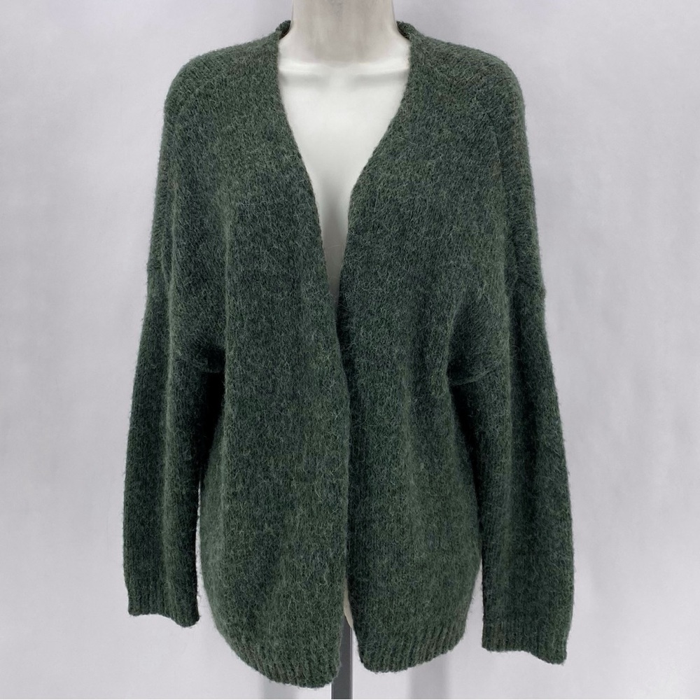 Elk dark green fuzzy cardigan